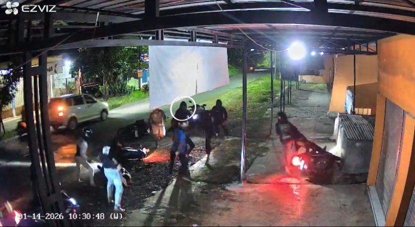 260123 jatim gresik kawanan pemuda keroyok warga