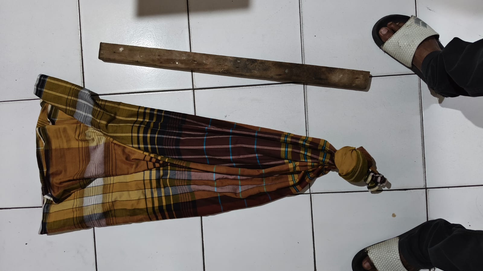 260223 jatim gresik perang sarung